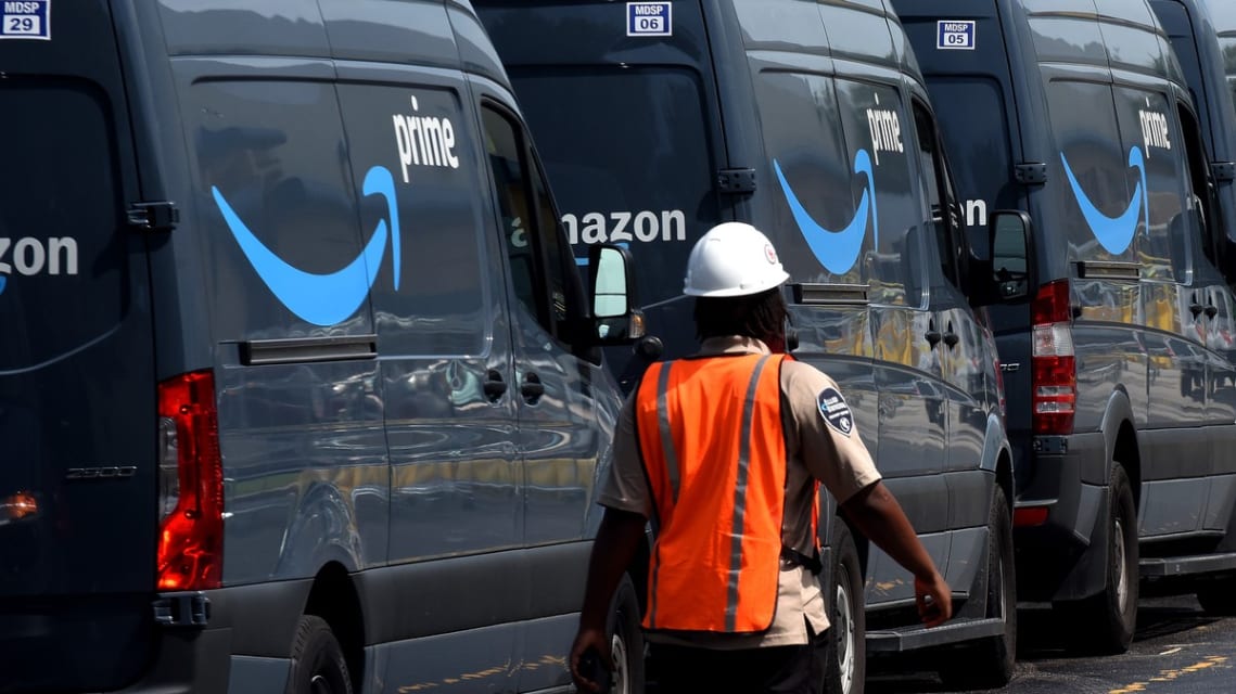 Surveilling Drivers Can't Fix Amazon's Road Safety Problem