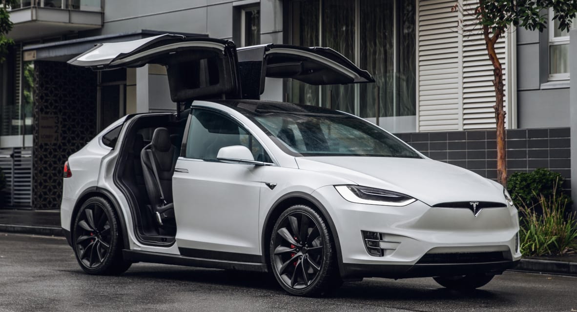 Piloto automático de Tesla culpado del accidente fatal del modelo X japonés