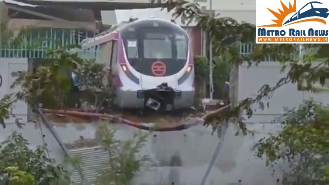 Delhi Metro | DMRC suspends four officials, found responsible for driverless metro crash