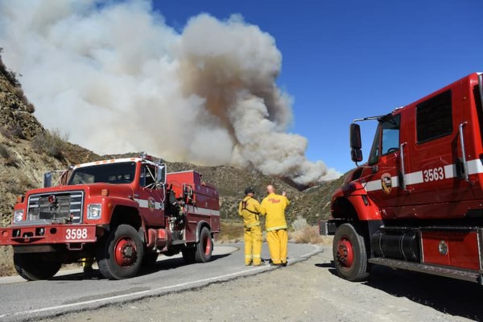 Waze Navigation App Directing Drivers Into Cali Wild Fires