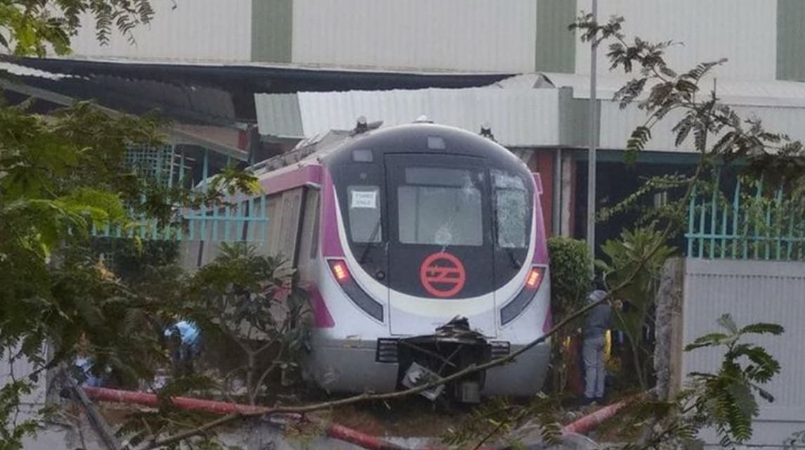 Percance en la Línea Magenta del Metro de Delhi, aún por abrir