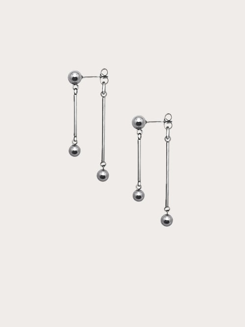 Photo de la pièce Boucles d'oreilles Andrea disponible à la location en ligne ou dans notre showroom à Paris