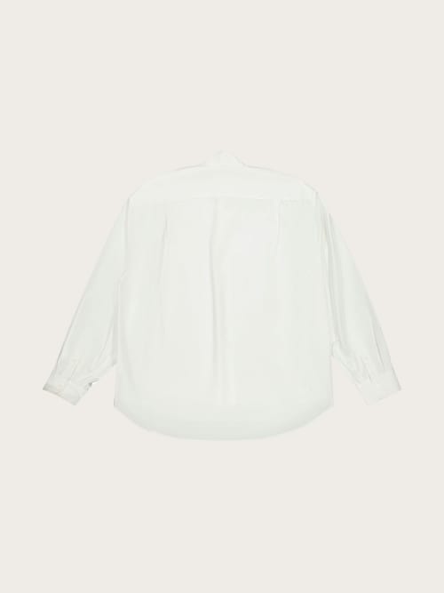 Photo de la pièce Chemise à noeud  disponible à la location en ligne ou dans notre showroom à Paris