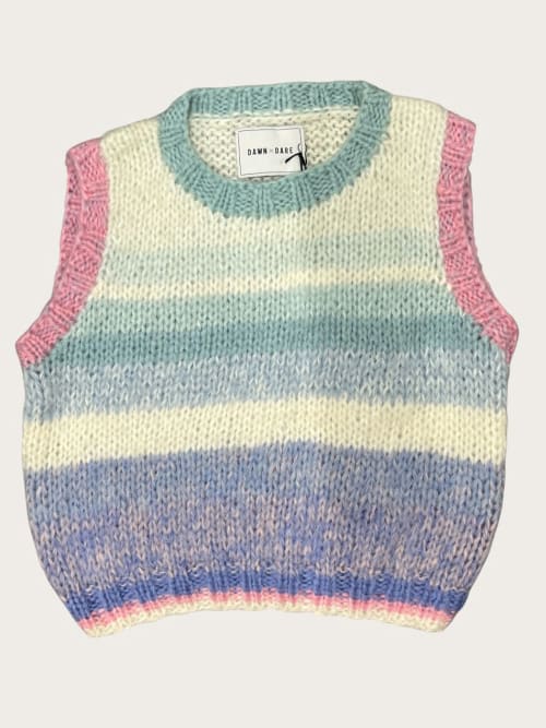 Photo de la pièce Débardeur pastel disponible à la location en ligne ou dans notre showroom à Paris