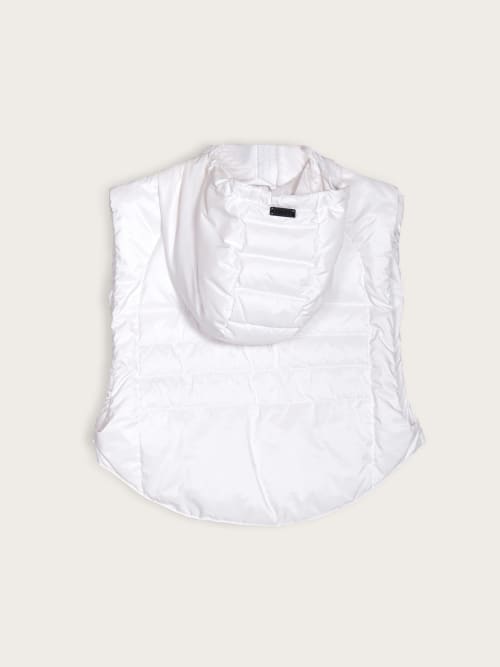 Photo de la pièce Doudoune sans manches crop blanche disponible à la location en ligne ou dans notre showroom à Paris