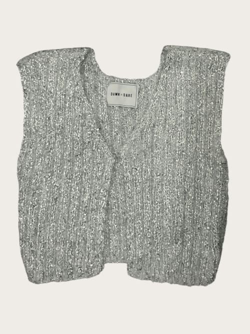 Photo de la pièce Gilet sans manche argenté disponible à la location en ligne ou dans notre showroom à Paris