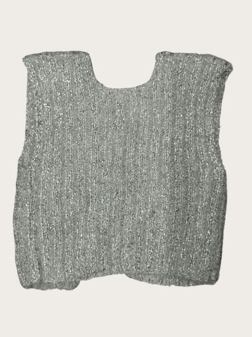 Photo de la pièce Gilet sans manche argenté disponible à la location en ligne ou dans notre showroom à Paris
