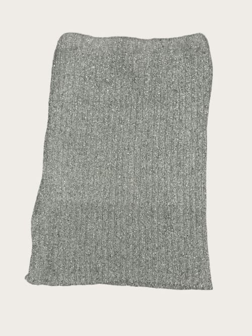 Photo de la pièce Jupe argentée disponible à la location en ligne ou dans notre showroom à Paris