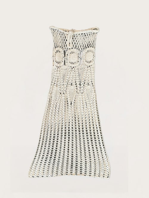 Photo de la pièce Jupe en crochet écrue  disponible à la location en ligne ou dans notre showroom à Paris