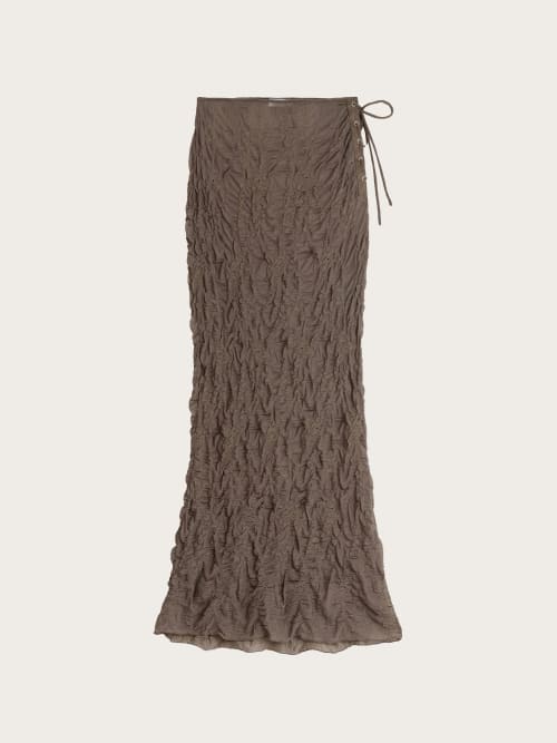 Photo de la pièce Jupe longue texturée transparente couleur taupe  disponible à la location en ligne ou dans notre showroom à Paris