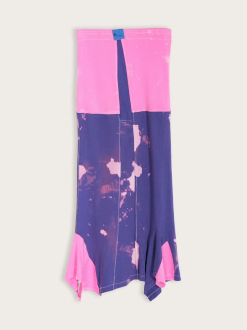 Photo de la pièce Jupe tee-shirt rose & violette disponible à la location en ligne ou dans notre showroom à Paris