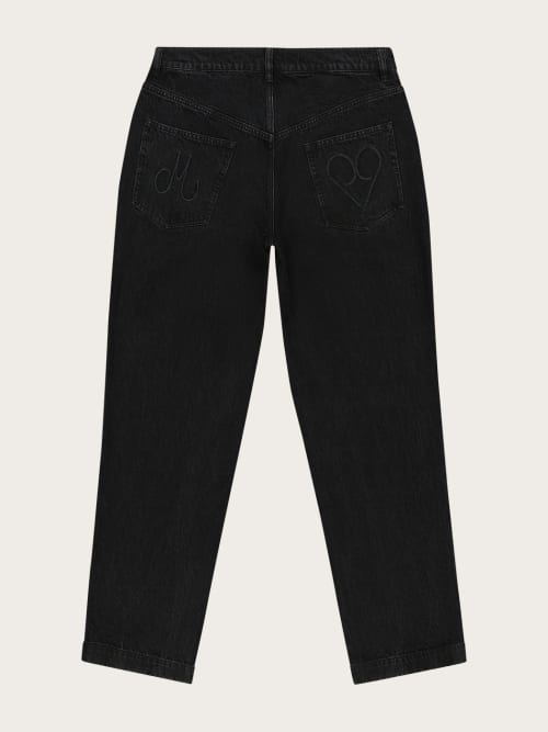 Photo de la pièce Pantalon fendu noir disponible à la location en ligne ou dans notre showroom à Paris