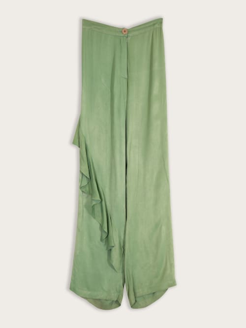 Photo de la pièce Pantalon fluide à volants disponible à la location en ligne ou dans notre showroom à Paris
