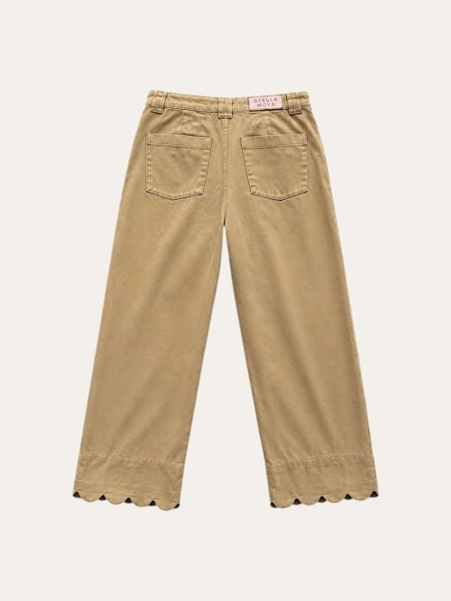 Photo de la pièce Pantalon sable disponible à la location en ligne ou dans notre showroom à Paris