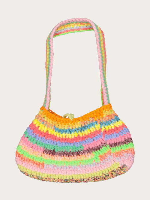 Photo de la pièce Sac tricoté disponible à la location en ligne ou dans notre showroom à Paris