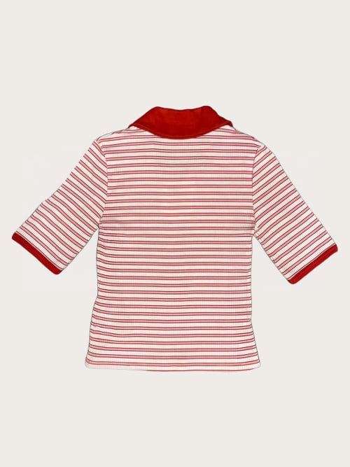 Photo de la pièce T-shirt Dany à rayures rouge et blanche disponible à la location en ligne ou dans notre showroom à Paris