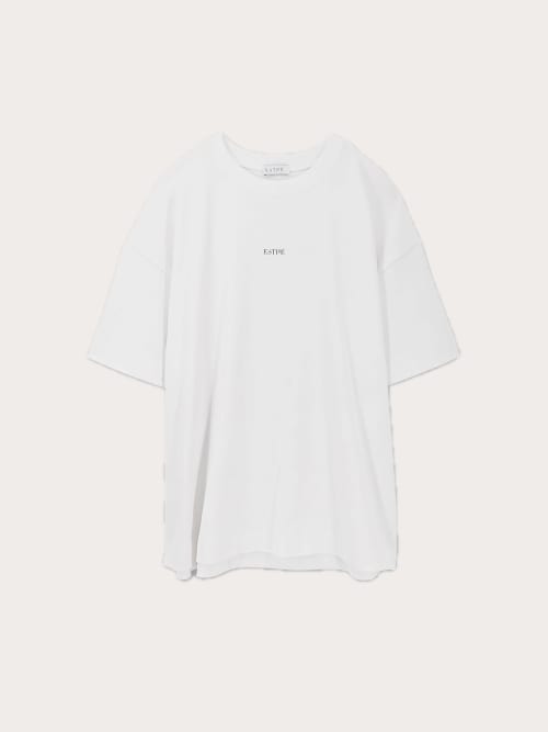 Photo de la pièce T-shirt oversize disponible à la location en ligne ou dans notre showroom à Paris