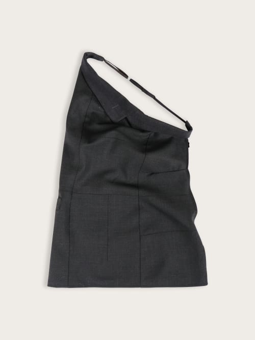 Photo de la pièce Top asymétrique gris  disponible à la location en ligne ou dans notre showroom à Paris