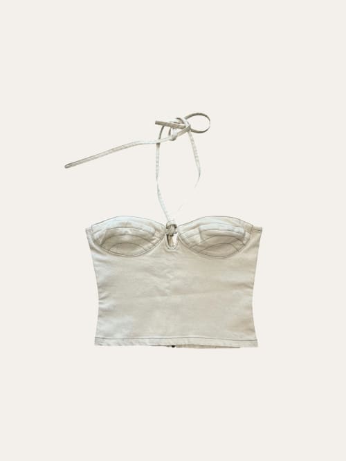 Photo de la pièce Top jean blanc disponible à la location en ligne ou dans notre showroom à Paris