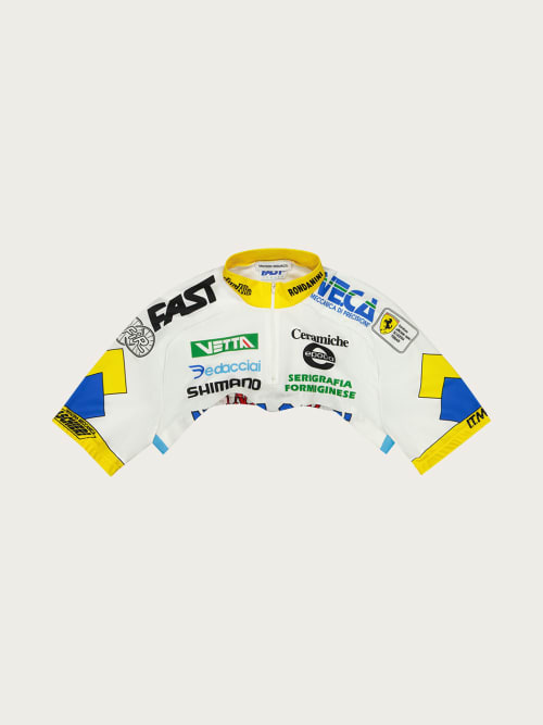 Photo de la pièce Top manches upcyclé jaune disponible à la location en ligne ou dans notre showroom à Paris