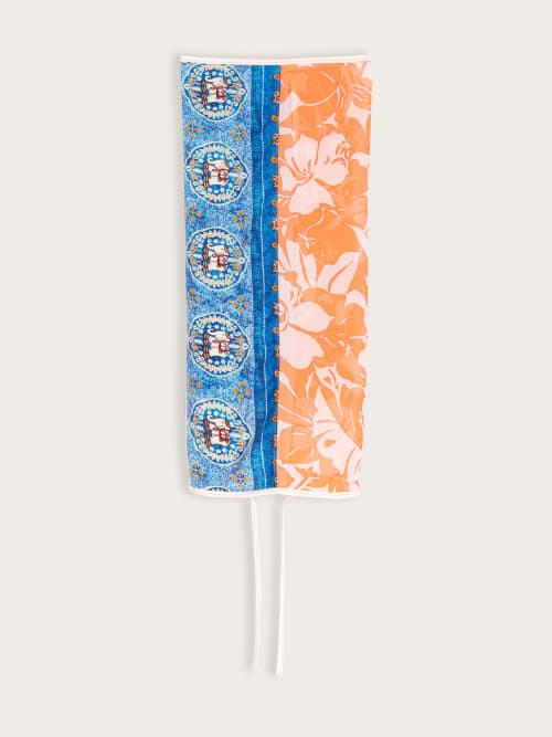 Photo de la pièce Top Paréo orange et bleu disponible à la location en ligne ou dans notre showroom à Paris