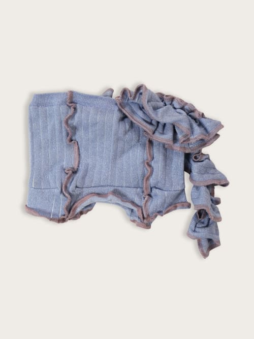 Photo de la pièce Top tube à volants violet disponible à la location en ligne ou dans notre showroom à Paris