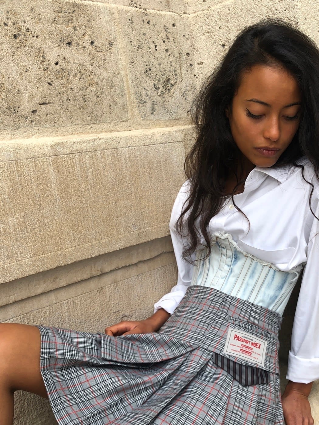 Photo du look Schoolgirl à Plis et Carreaux no 1