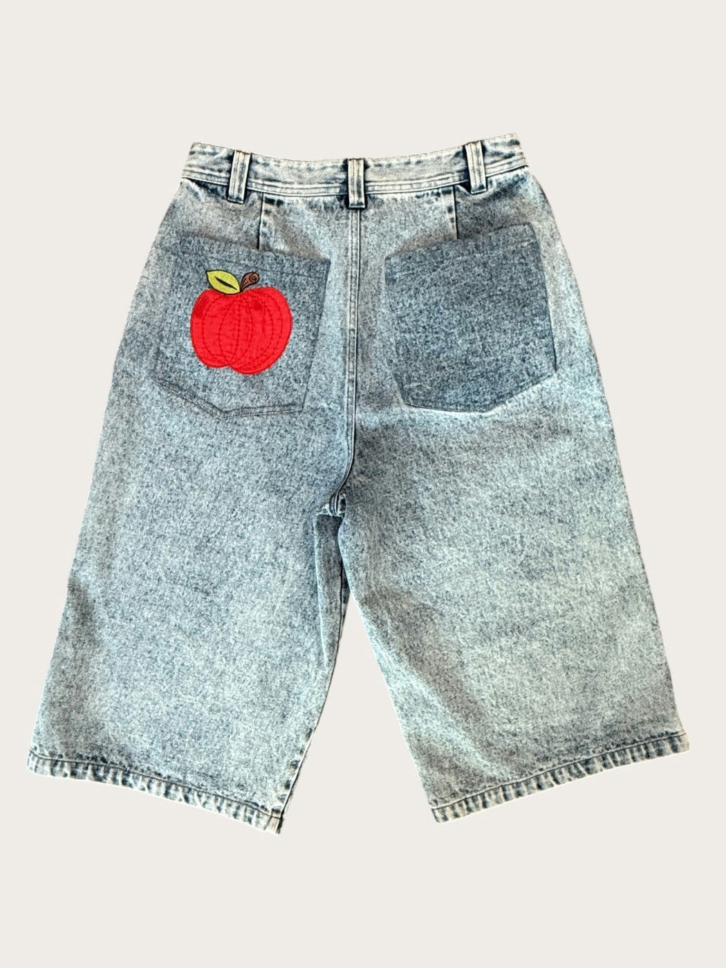 Photo secondaire du produit Pantalon blue jean court de la marque Stella Nova