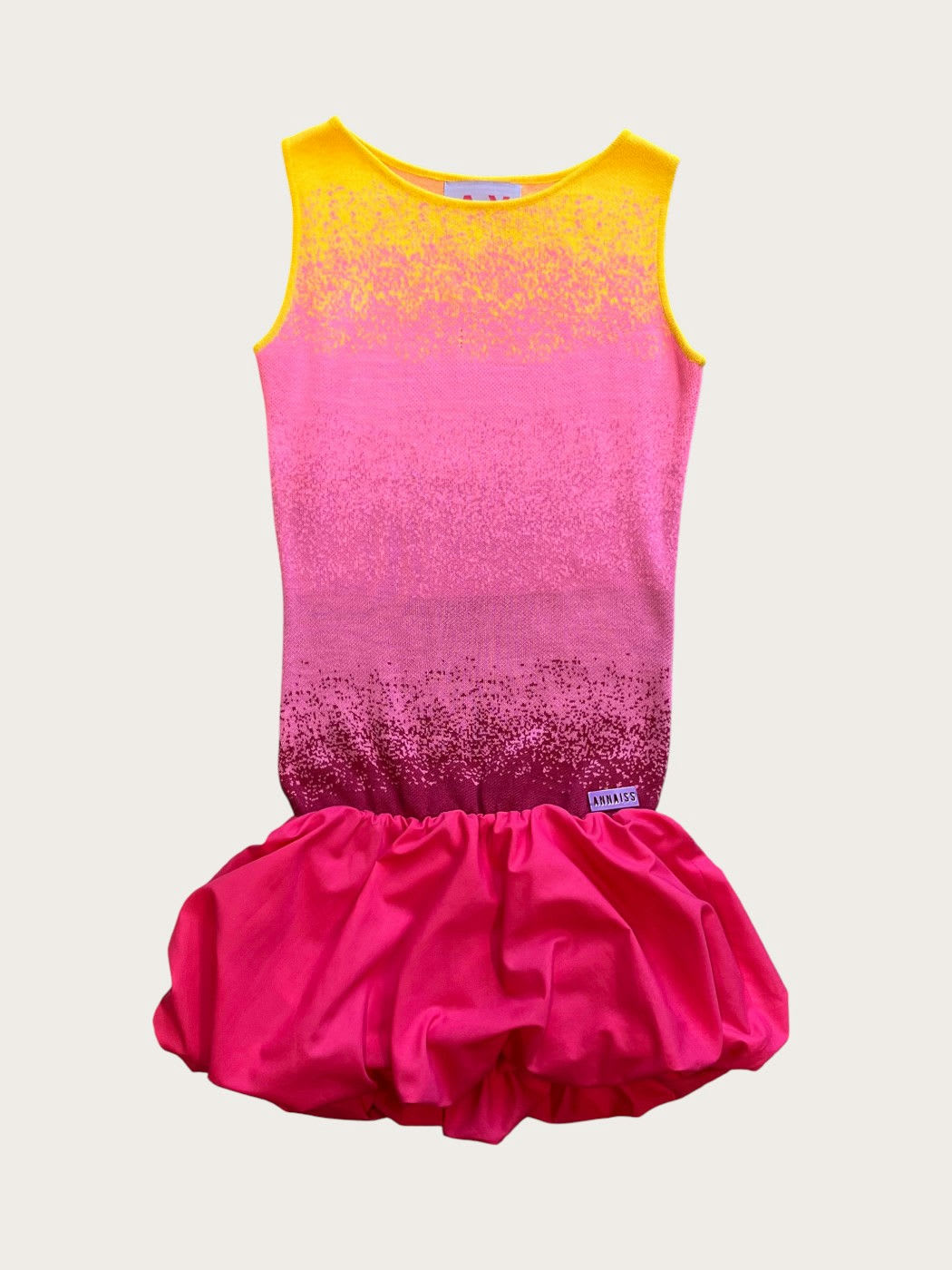 Photo principale du produit Robe rose courte bouffante  de la marque Annaiss Yucra