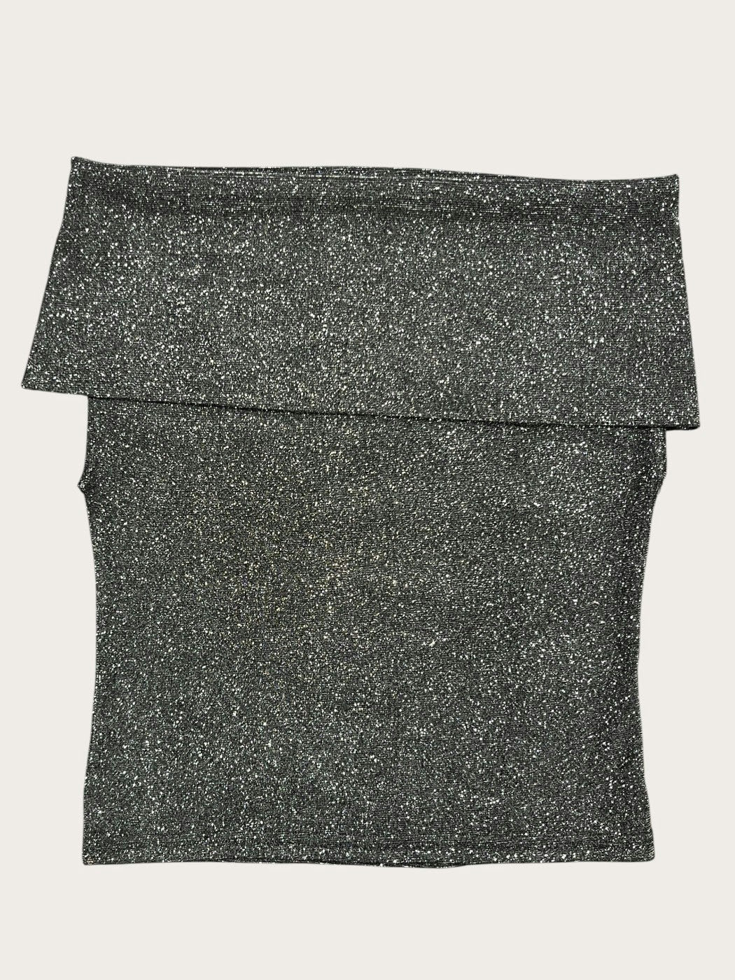 Photo principale du produit Top épaules dénudées à paillettes de la marque Dawn x Dare