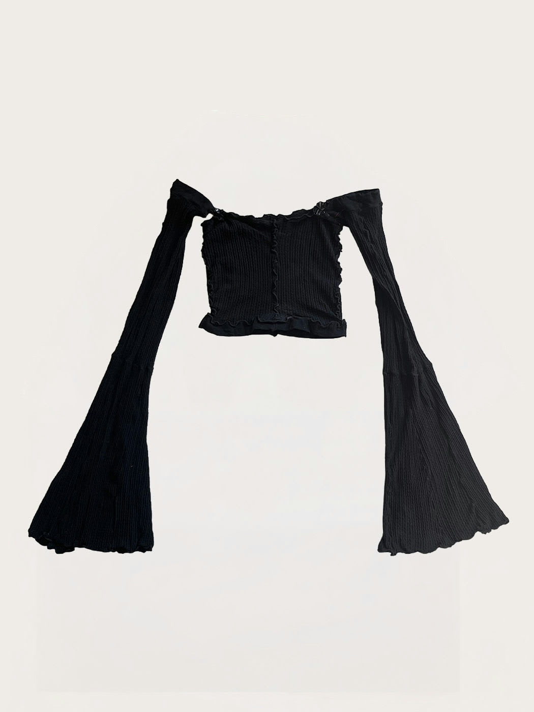 Photo principale du produit Top noir à manches longues de la marque Mahaud