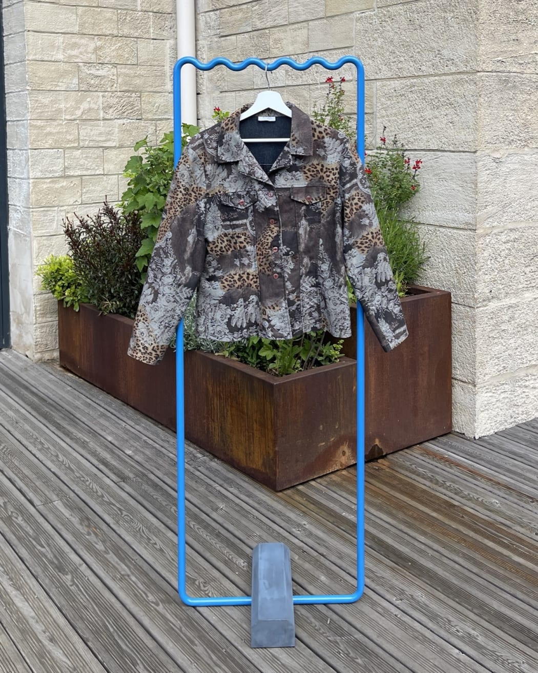 Photo principale du produit Veste Denim Imprimé Félin de la marque Kaema 