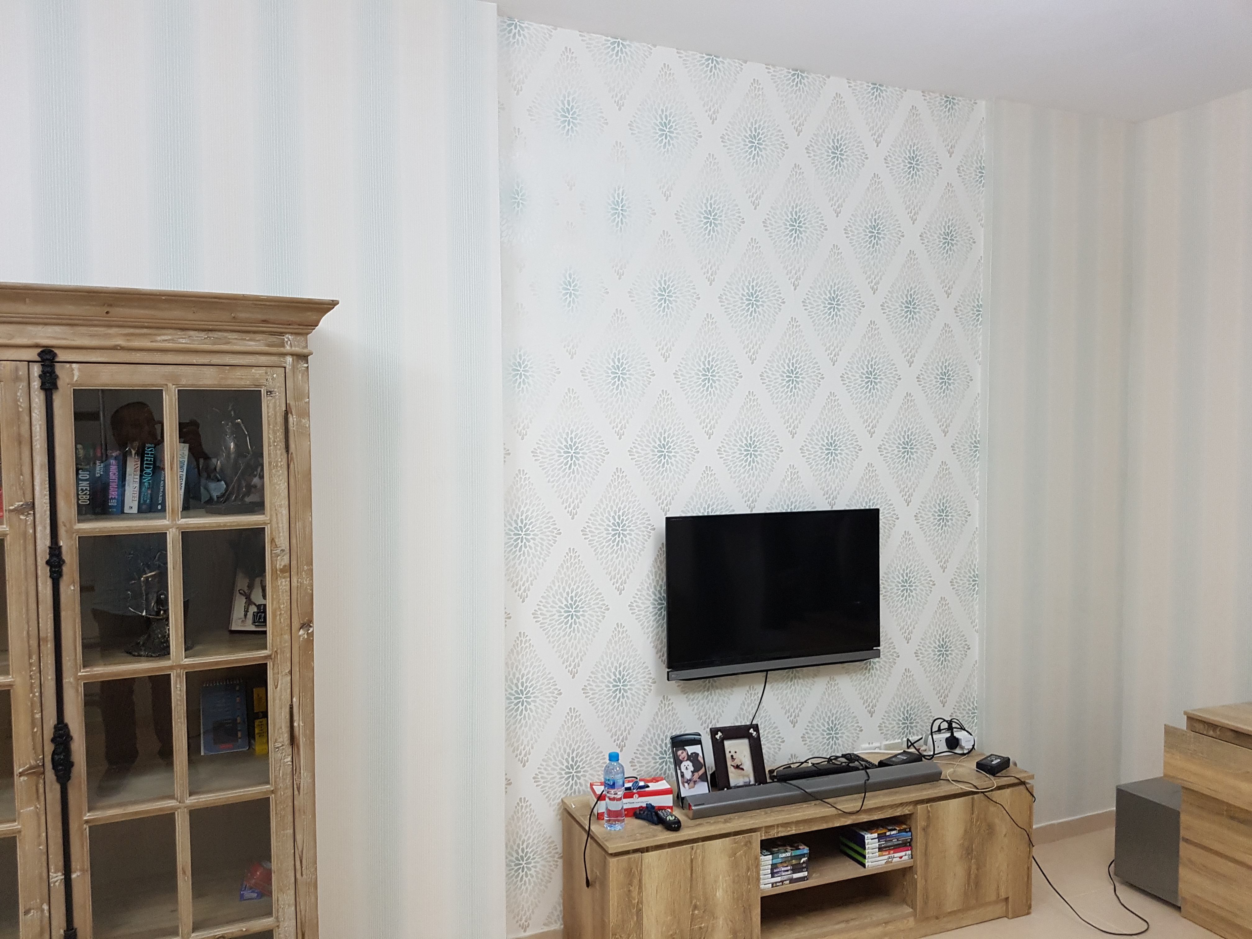 home wallpaper installation in dubai