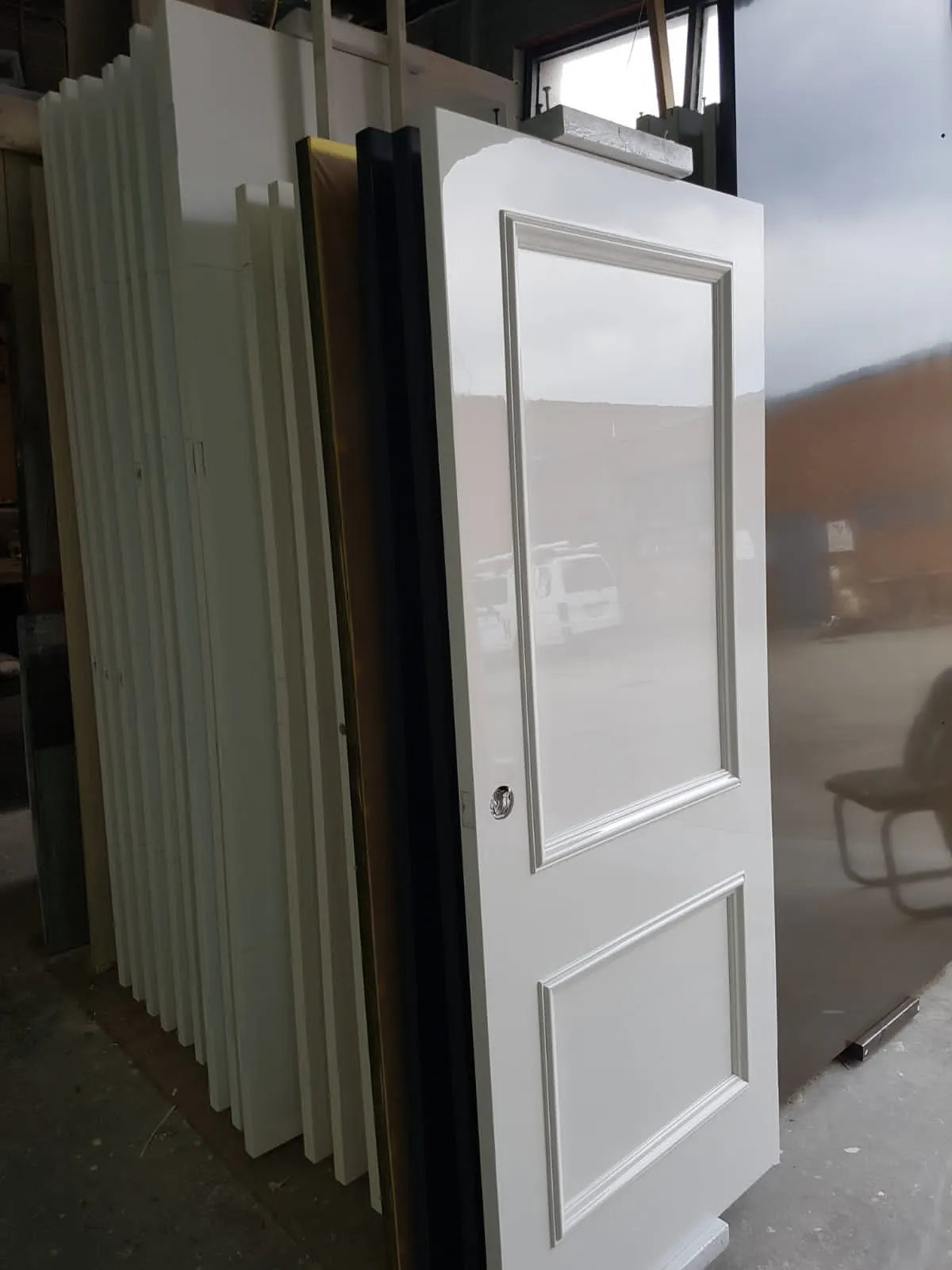 door painting dubai