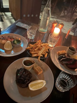 Meal at The Glenelg Public House