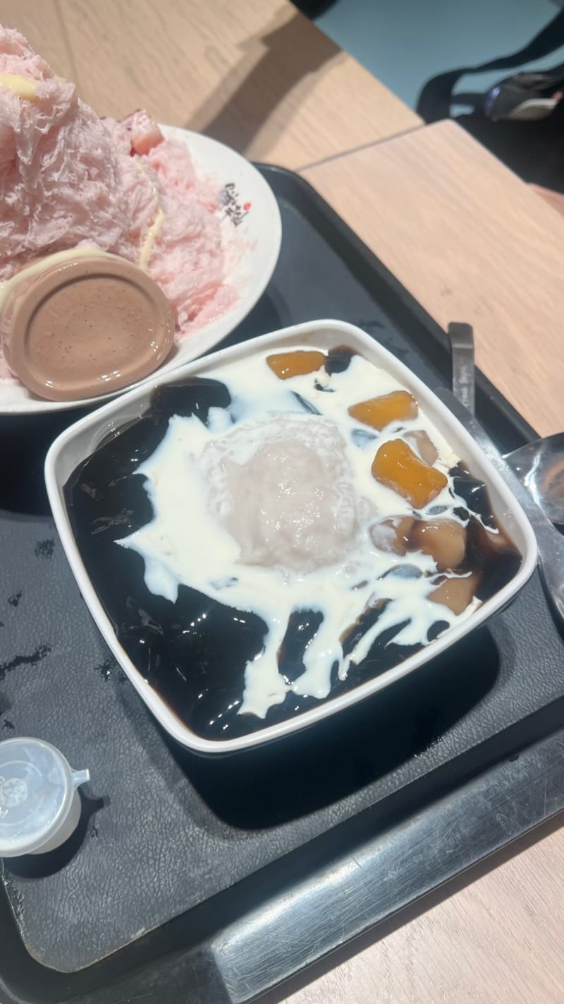 Icy Double Taro Signature at Meet Fresh Chatswood