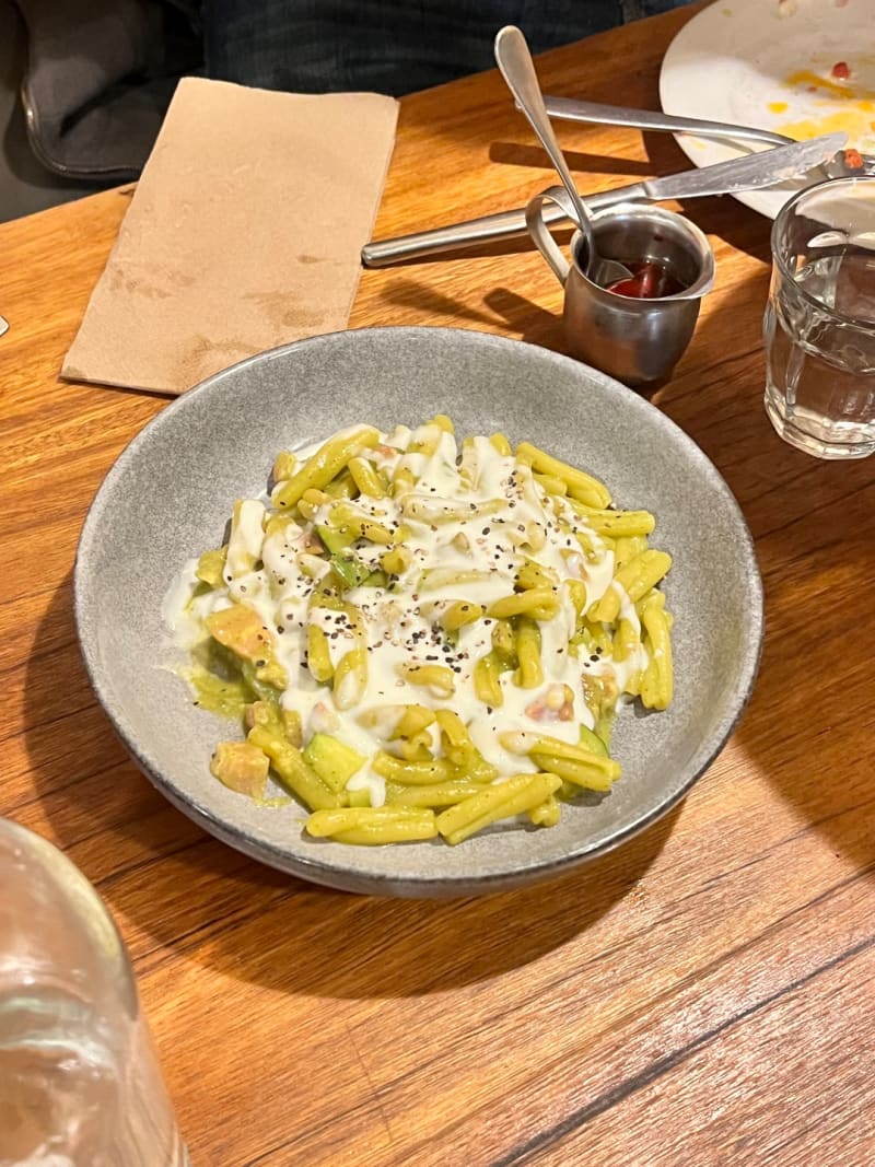 Caserecce, Zucchine, Pancetta, Saffron, Asiago at Al Taglio