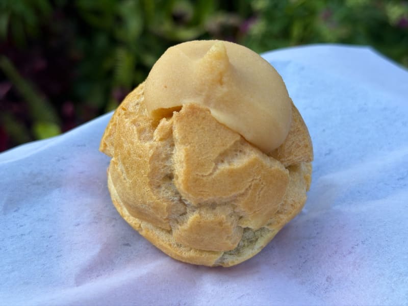 Coco Puff at Liliha Bakery Waikiki