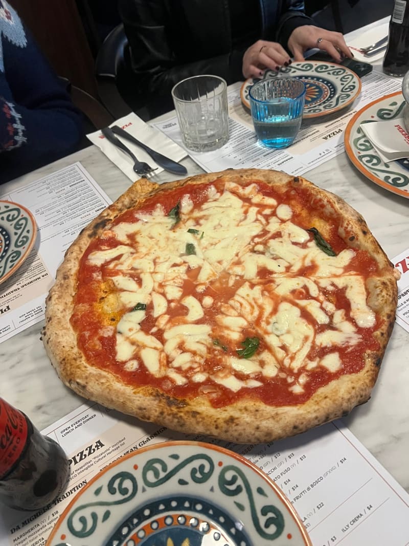 Margherita Doppia Mozzarella at Da Michele Sydney