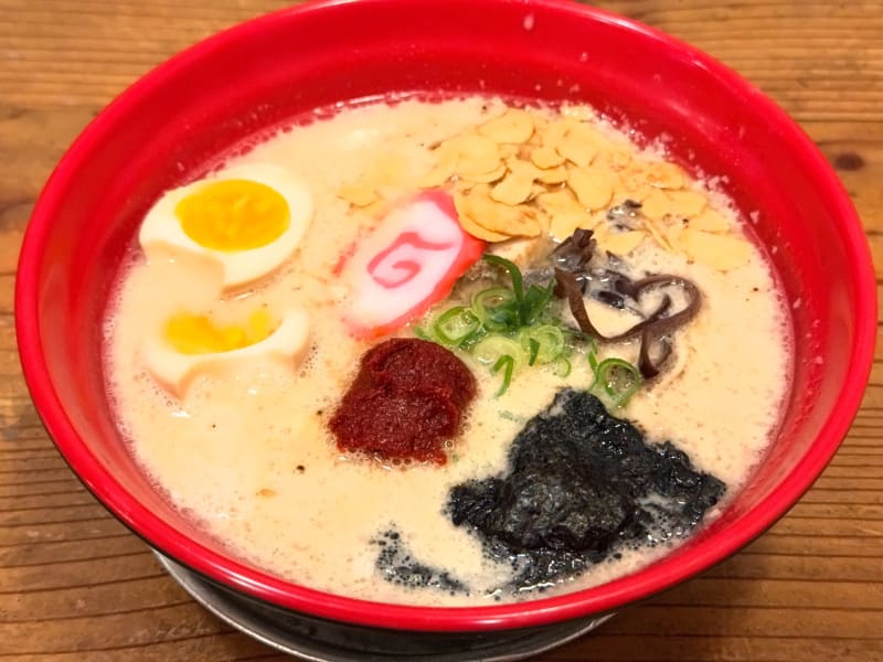 Garlic Ramen with Spicy Ball at Tetsumen
