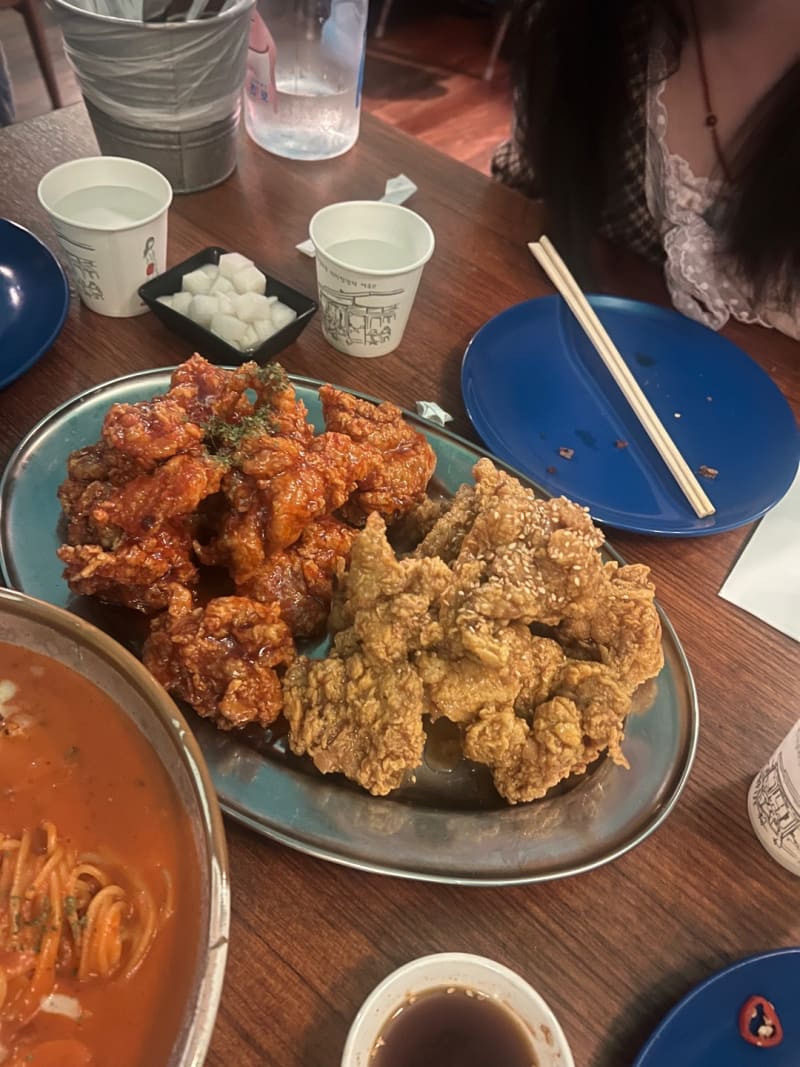Deep Fried Boneless Chicken at Sunday Seoul