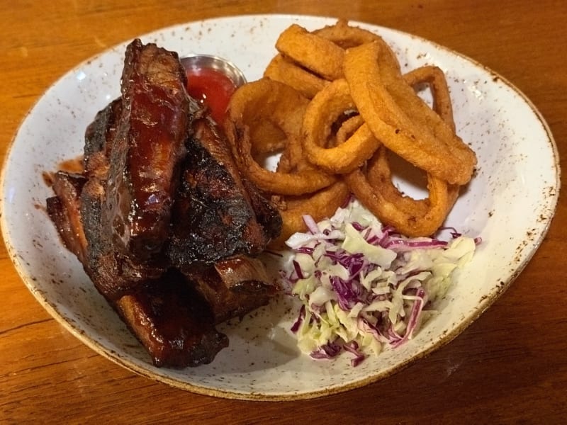Baby Back Ribs & Rings at Hāna Ranch Restaurant