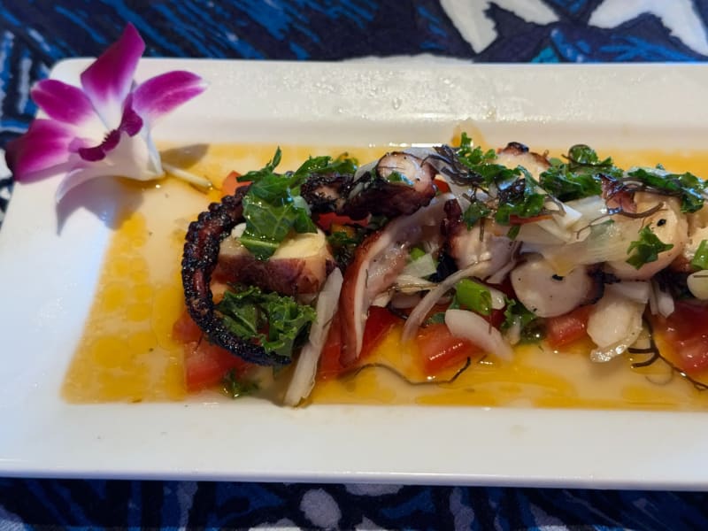 Diver Caught Octopus at Mama's Fish House
