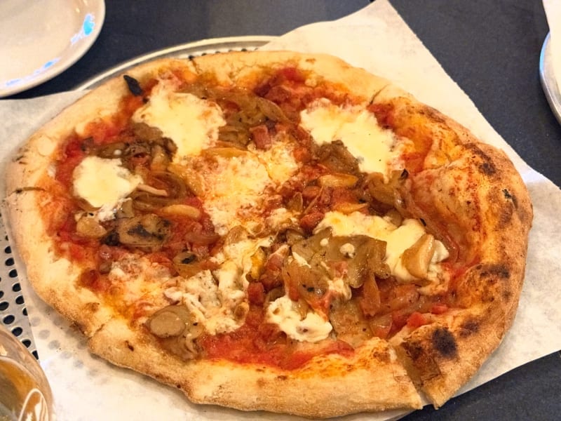 Pig & Fire Pizza at Lanikai Brewing Company