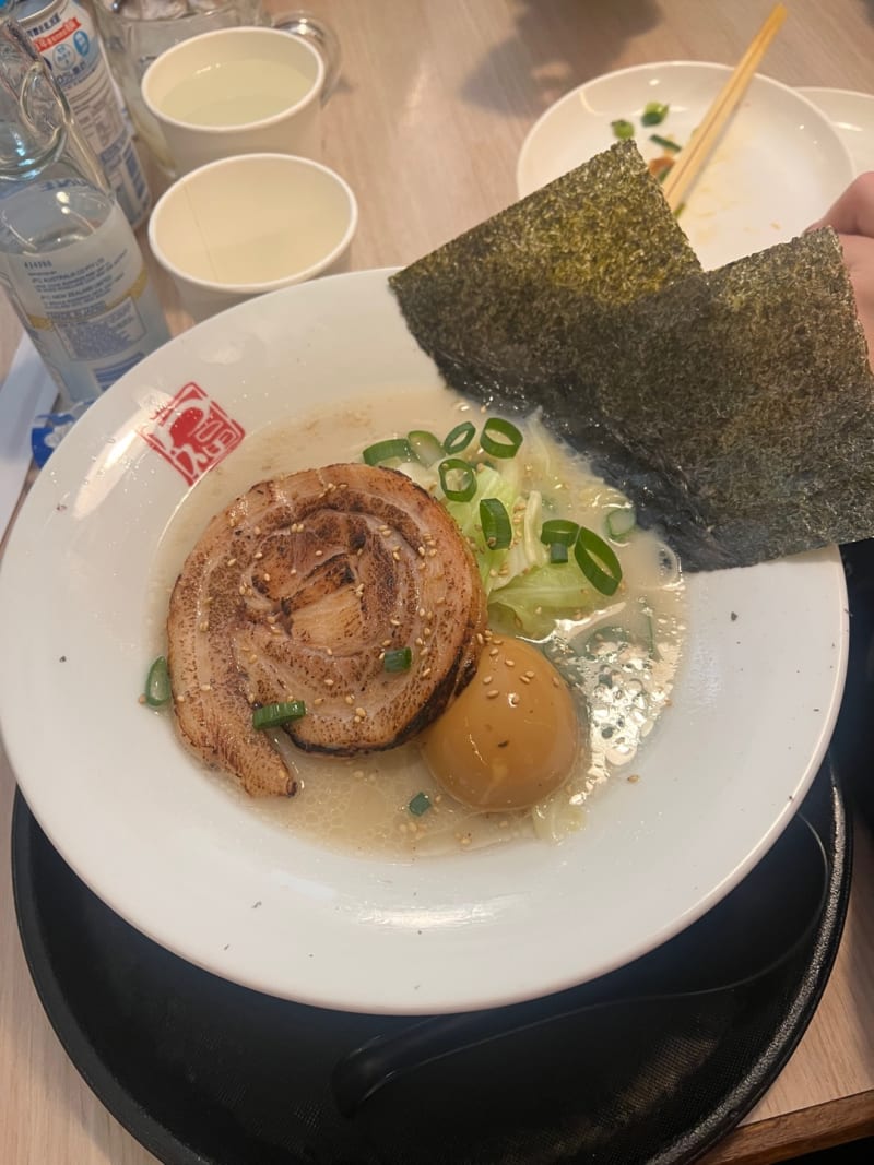 Ton-ko-tsu Shoyu / Shio Ton-ko-tsu at Manpuku Neutral Bay