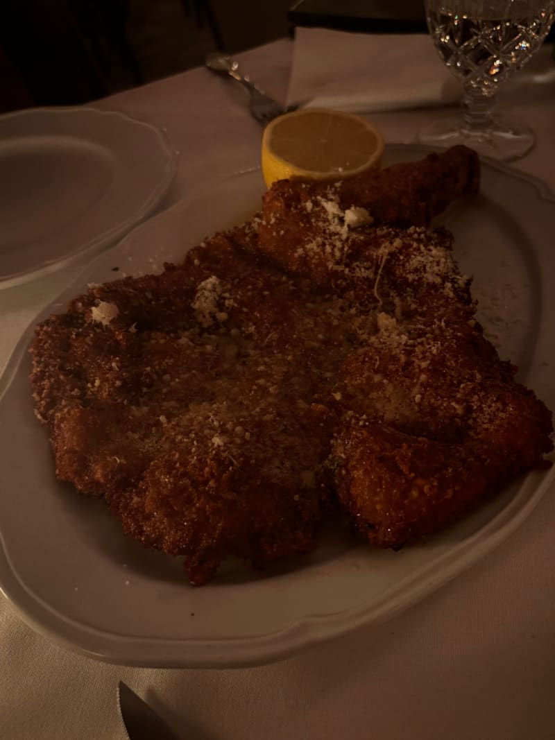 Breaded 300g Veal Cutlet at Neptune's Grotto