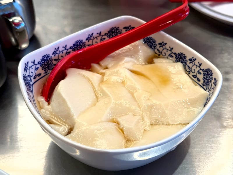 Sweet Tofu Pudding at Lee's Dumpling 小李汤包