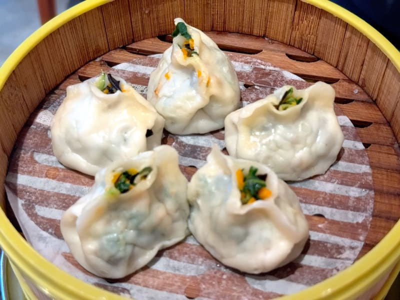 Steamed Vegetable Dumplings at Lee's Dumpling 小李汤包