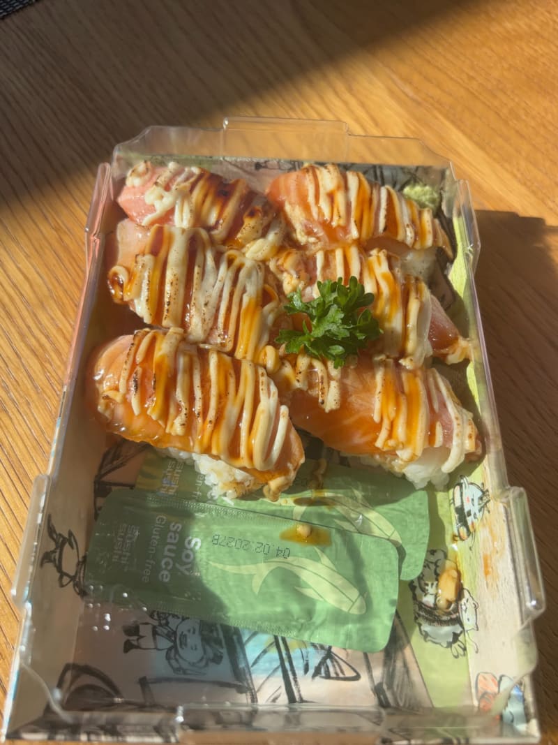 Salmon Nigiri Box (Grilled) at Sushi Sushi Queen Victoria Building