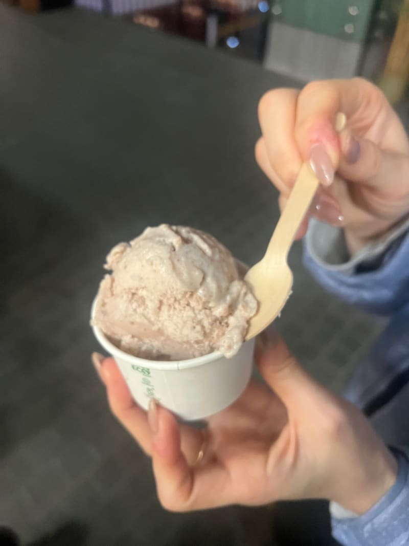 Red Bean Gelato at Cha-no-wa Rhodes